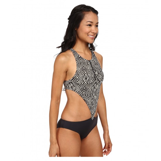 One-Piece Geo Diamond